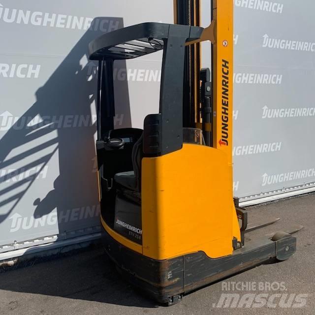 Jungheinrich ETV 214 Työntömastotrukit