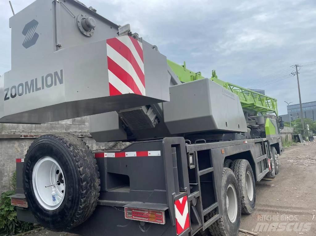 Zoomlion ZTC500 Mobiilinosturit