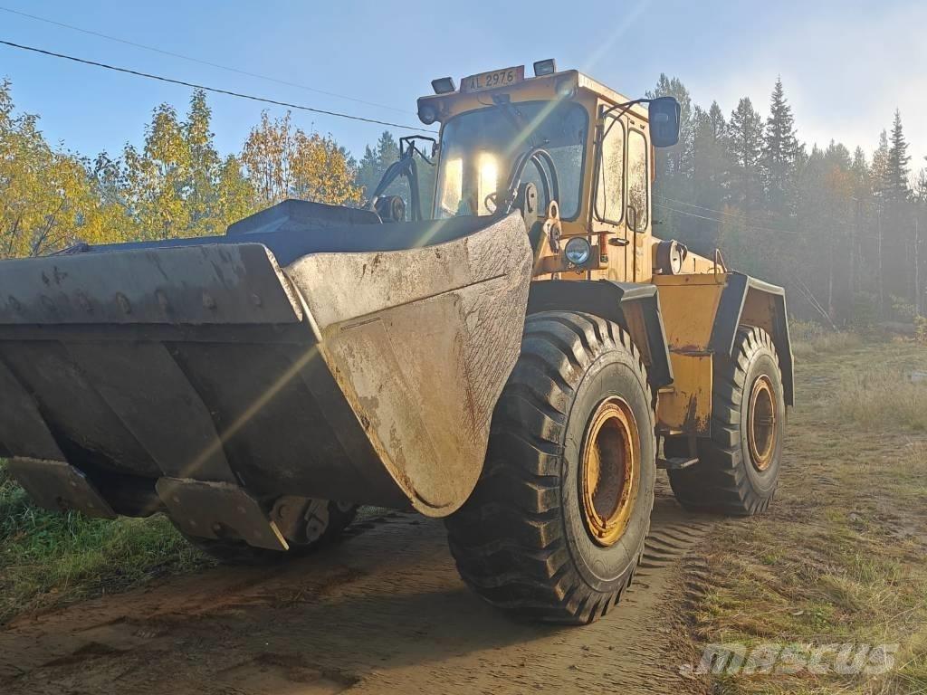 Volvo BM 4500 Pyöräkuormaajat