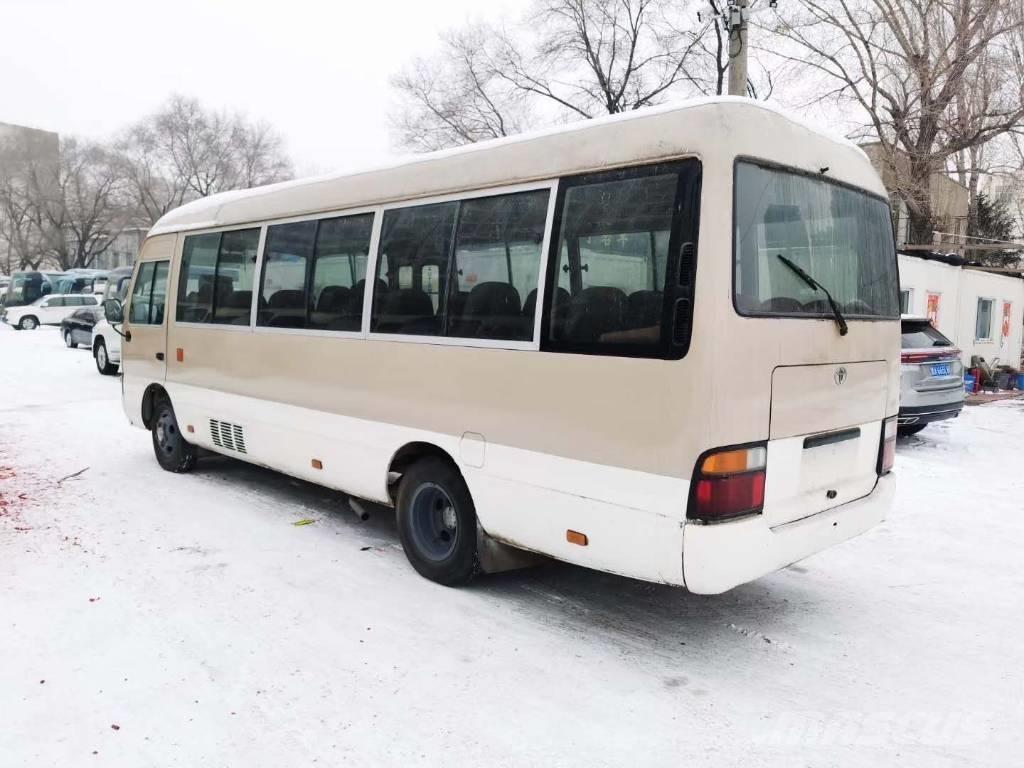Toyota Coaster Bus Minibussit