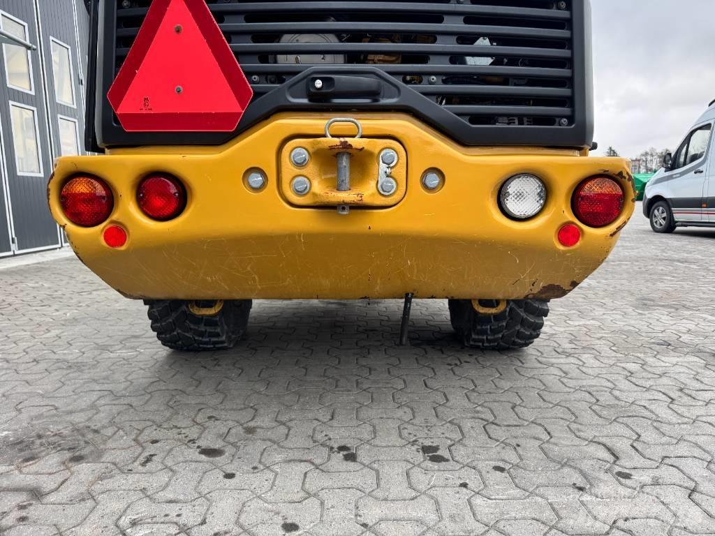 CAT 906M 35 km/h Pyöräkuormaajat