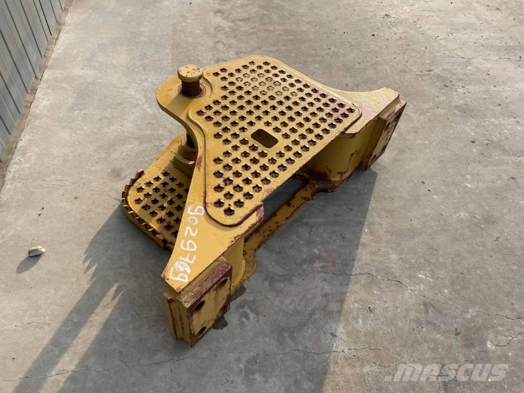 CAT D6K Zugtraverse Muut