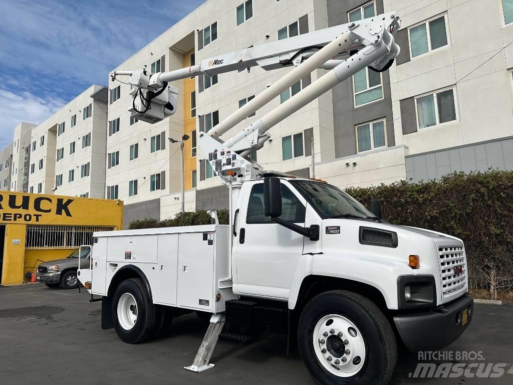 GMC Topkick C 7500 Nosturiautot