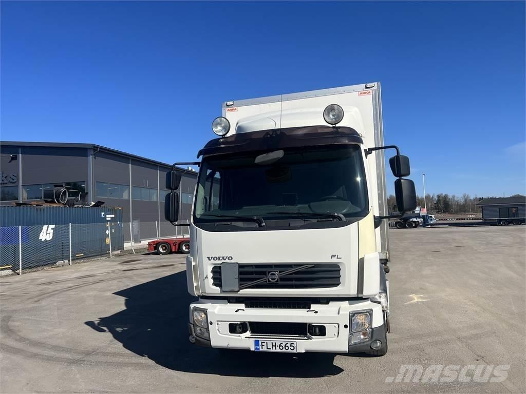 Volvo FL 240 4X2 Umpikorikuorma-autot