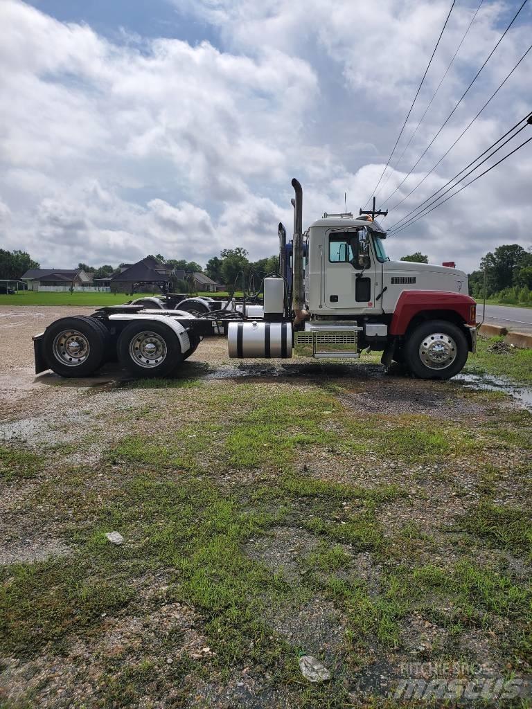 Mack P 164 T Kuorma-autoalustat
