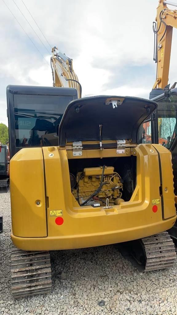 CAT 306 Minikaivukoneet < 7t