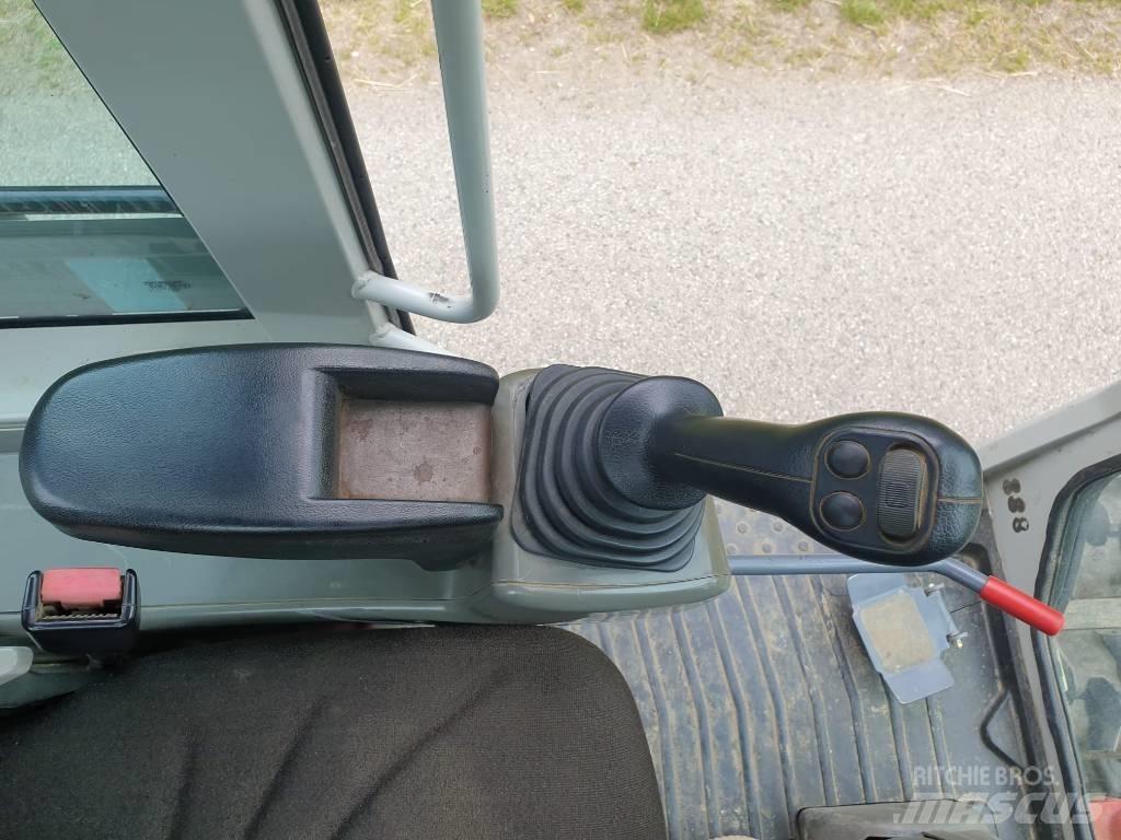 Takeuchi TB295W Pyöräkaivukoneet