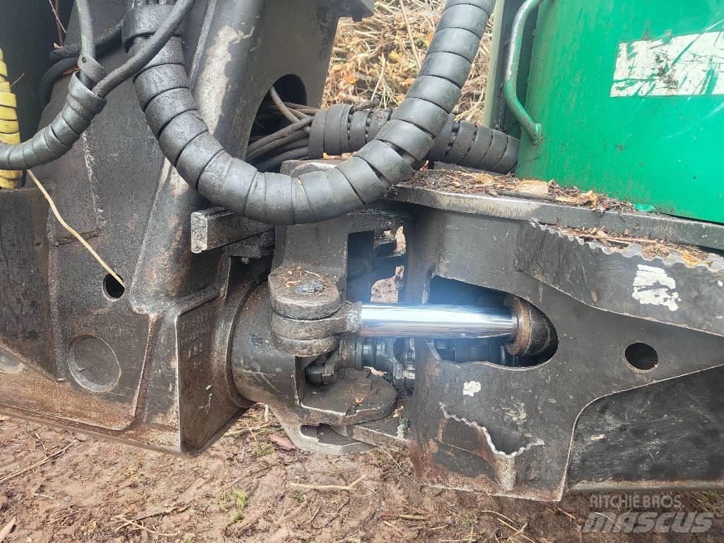 Timberjack 1110D Kuormatraktorit