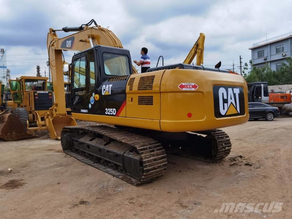 CAT 325DL Telakaivukoneet