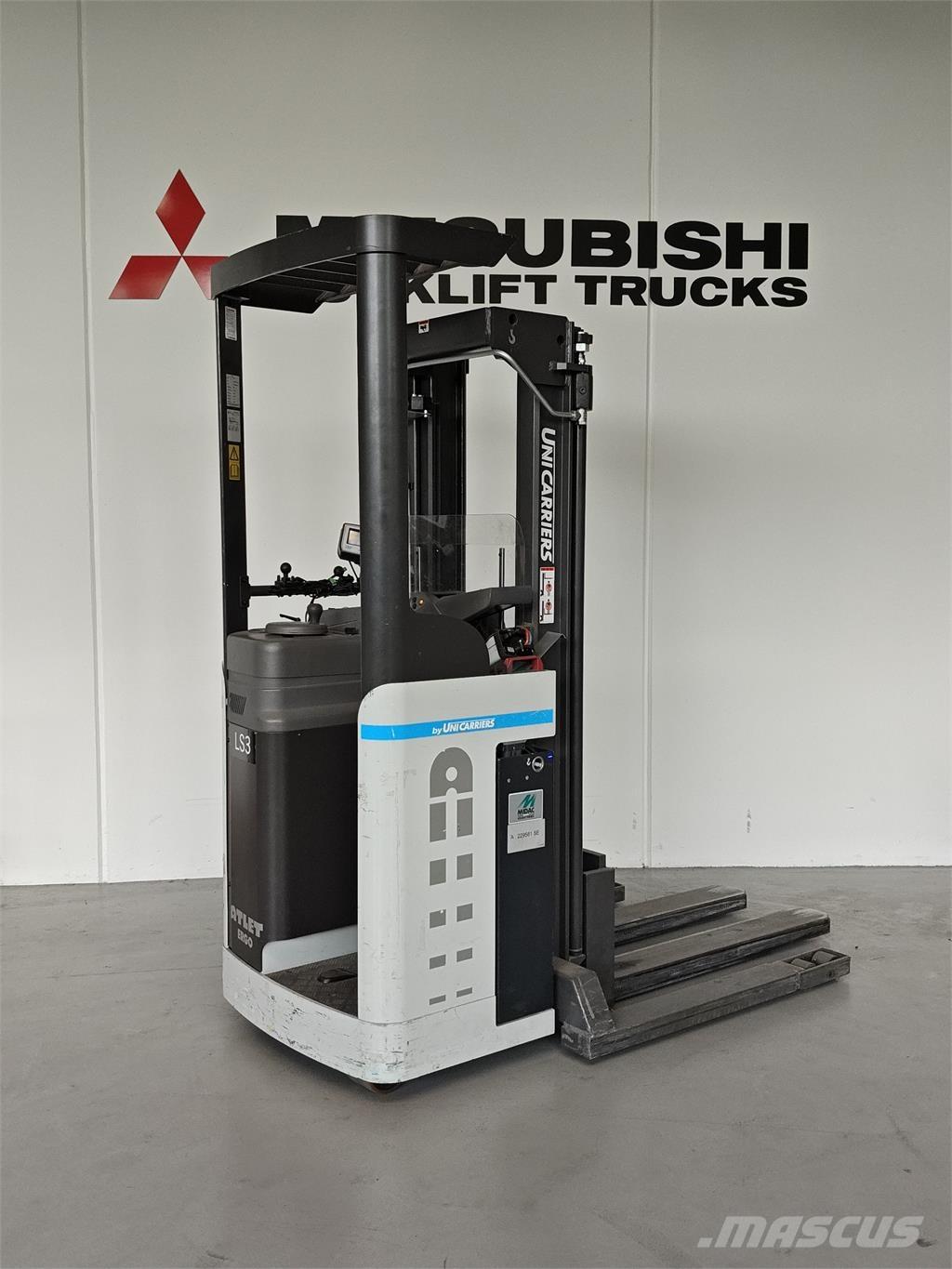 Atlet ATF Ajettavat pinoamisvaunut