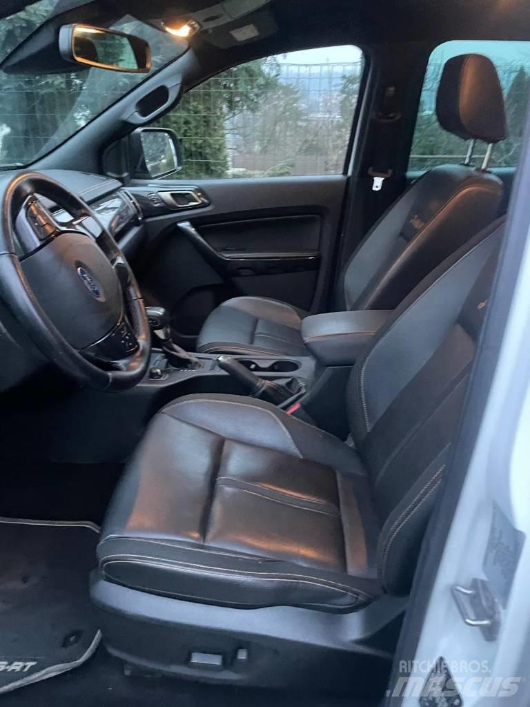 Ford Ranger Lava-autot