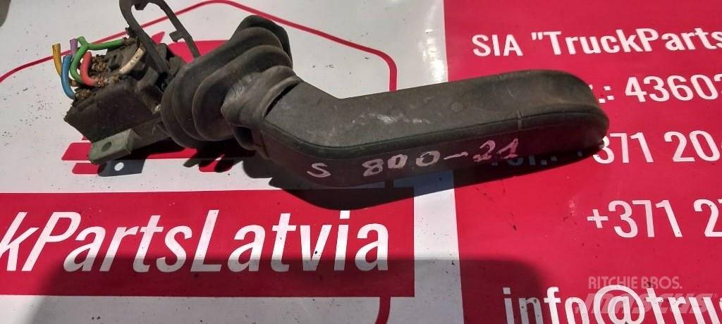 Scania R 420.  1372985 Ohjaamot ja sisustat