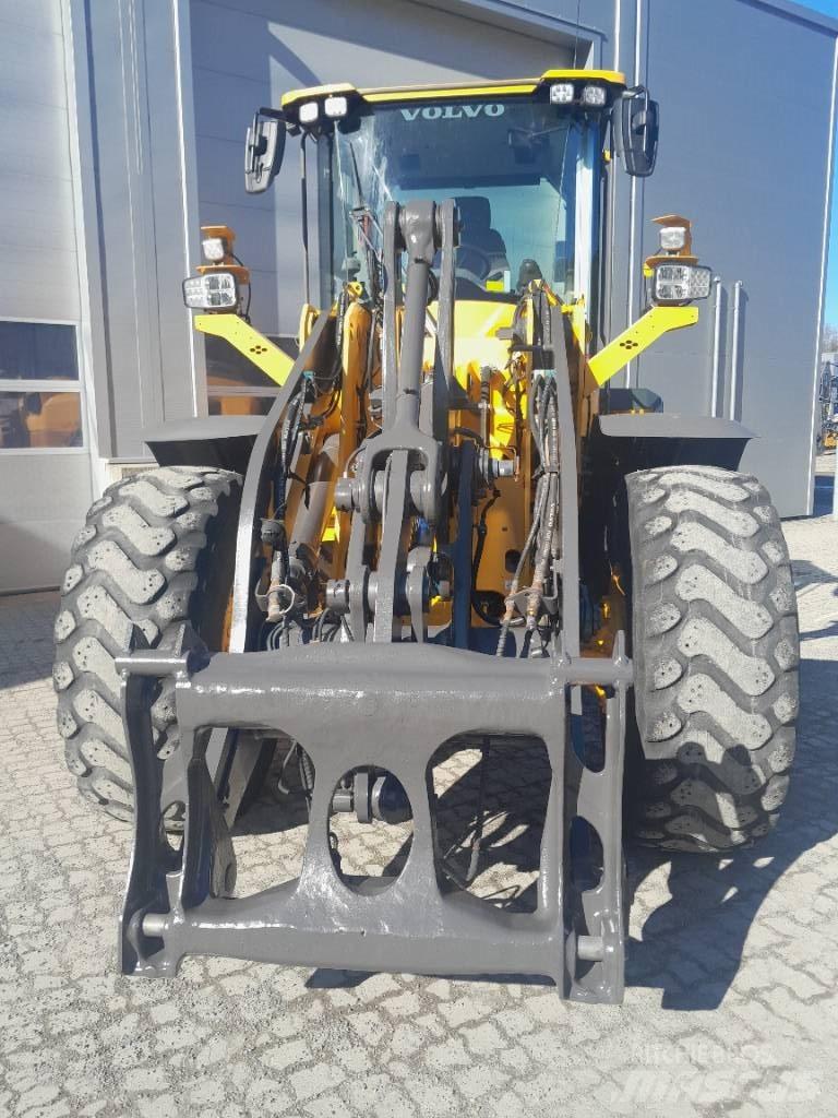 Volvo L90H Pyöräkuormaajat