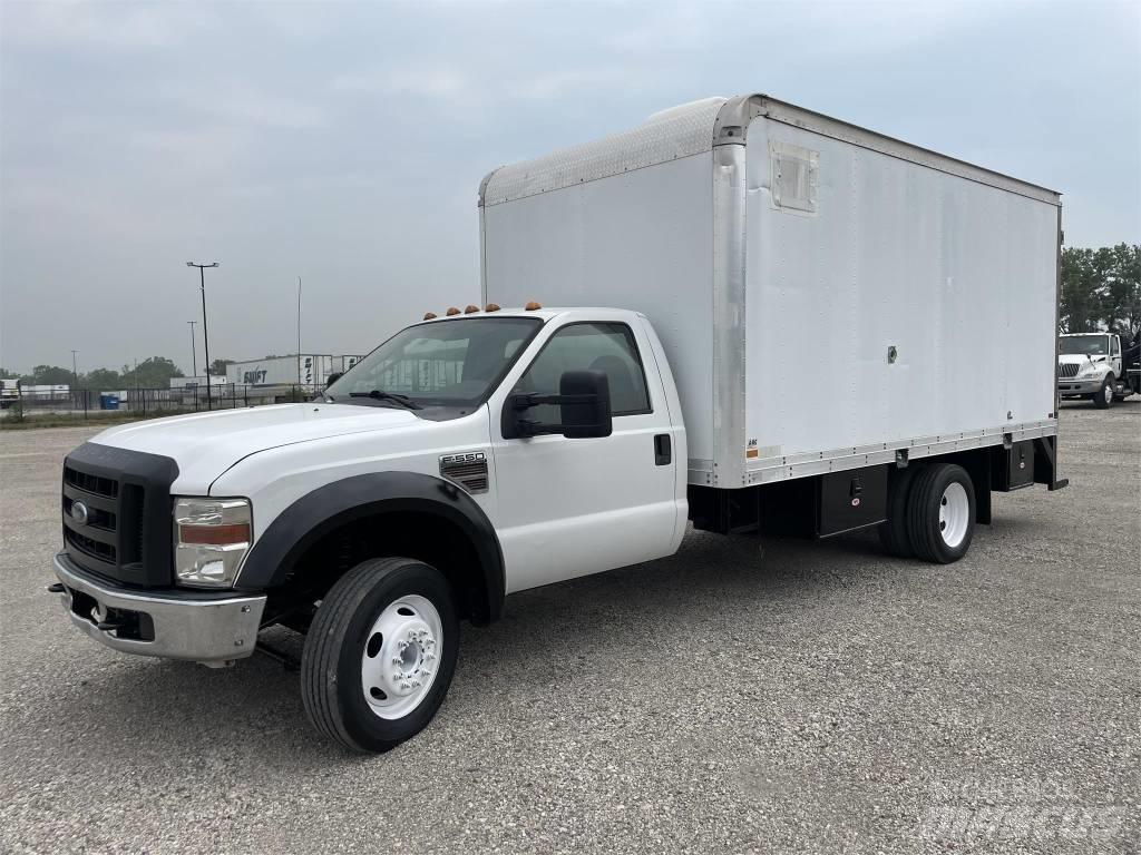 Ford F550 XL Muut koneet