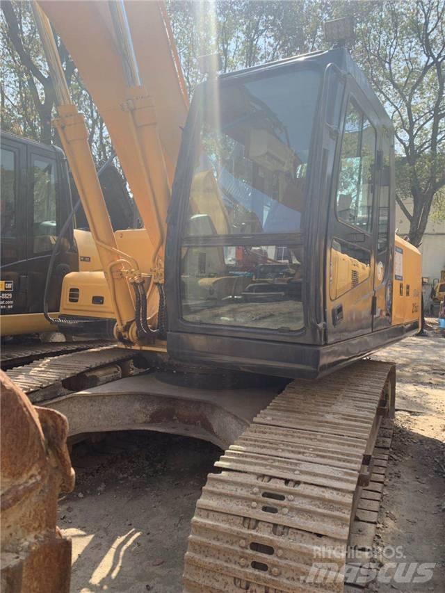 Hyundai R215-7 Telakaivukoneet