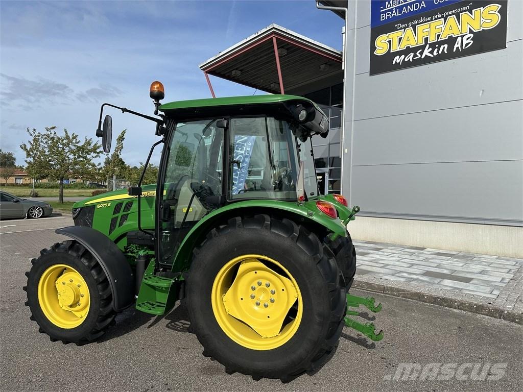 John Deere 5075 E Traktorit