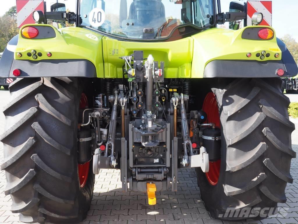 CLAAS Arion 610 CIS Traktorit