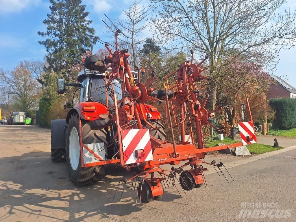 Kuhn GF 8501 M H Pöyhimet ja haravat