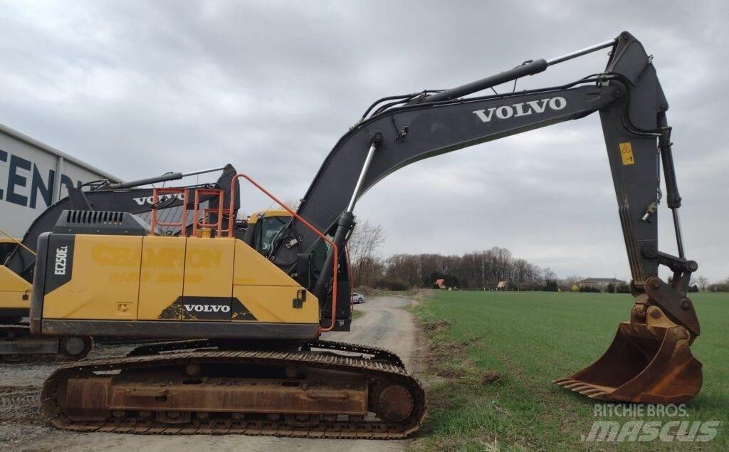 Volvo EC250EL Telakaivukoneet