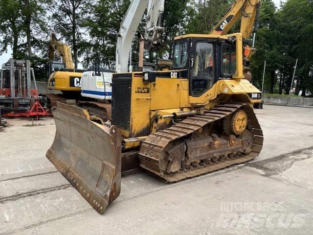CAT D 6 M XL Telaketjupuskutraktorit