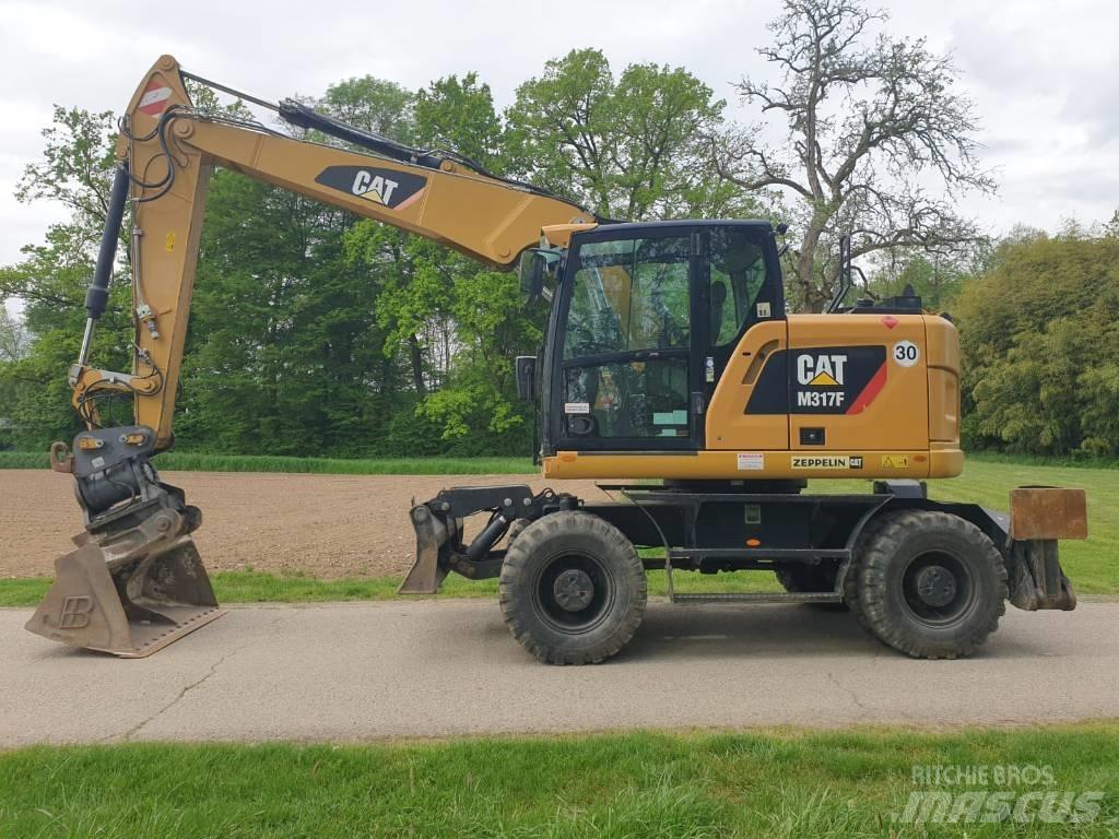 CAT M 317 F Pyöräkaivukoneet