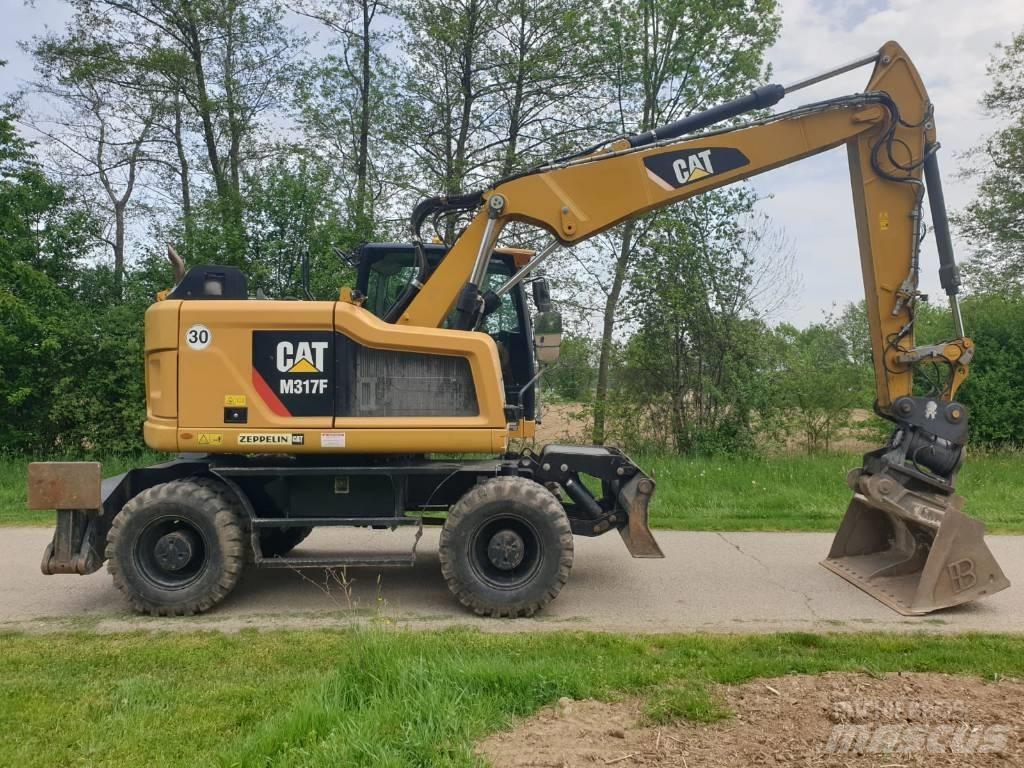 CAT M 317 F Pyöräkaivukoneet