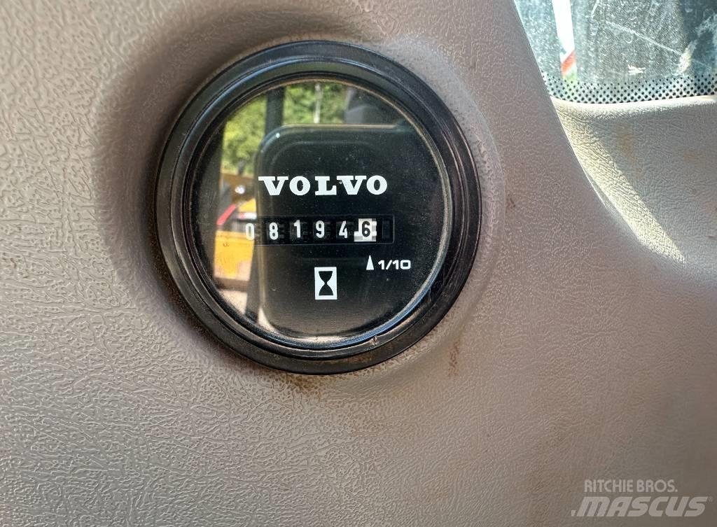 Volvo EC 140 EL Telakaivukoneet