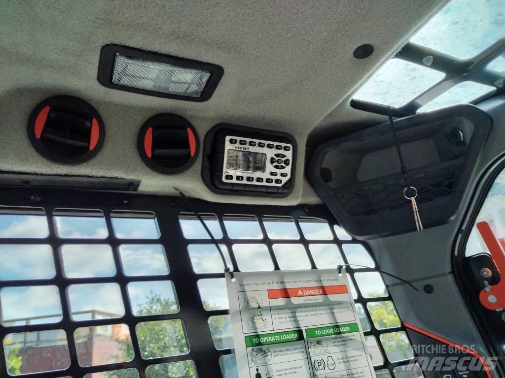 Bobcat T86 Telakuormaajat