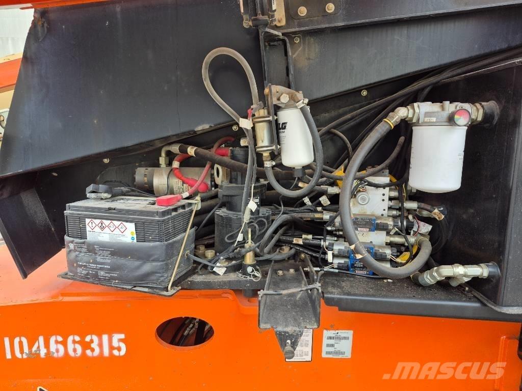 JLG 600 S Teleskooppipuominostimet