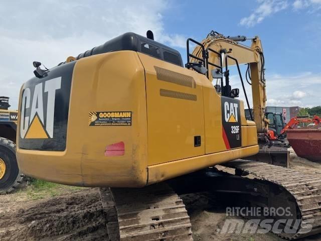CAT 326 F L Telakaivukoneet