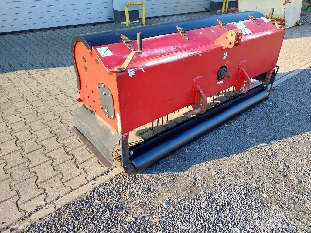 Toro Procore 880 Ilmastajat ja sammaleenrepijät