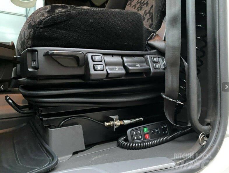 Scania R 450 Vetopöytäautot
