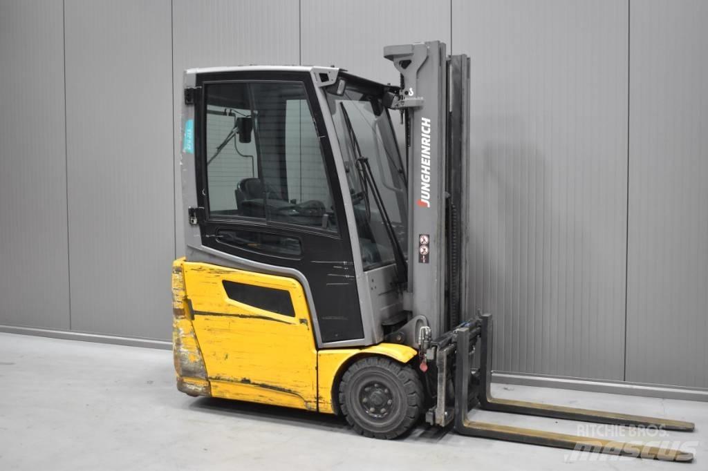 Jungheinrich EFG 215 Sähkötrukit