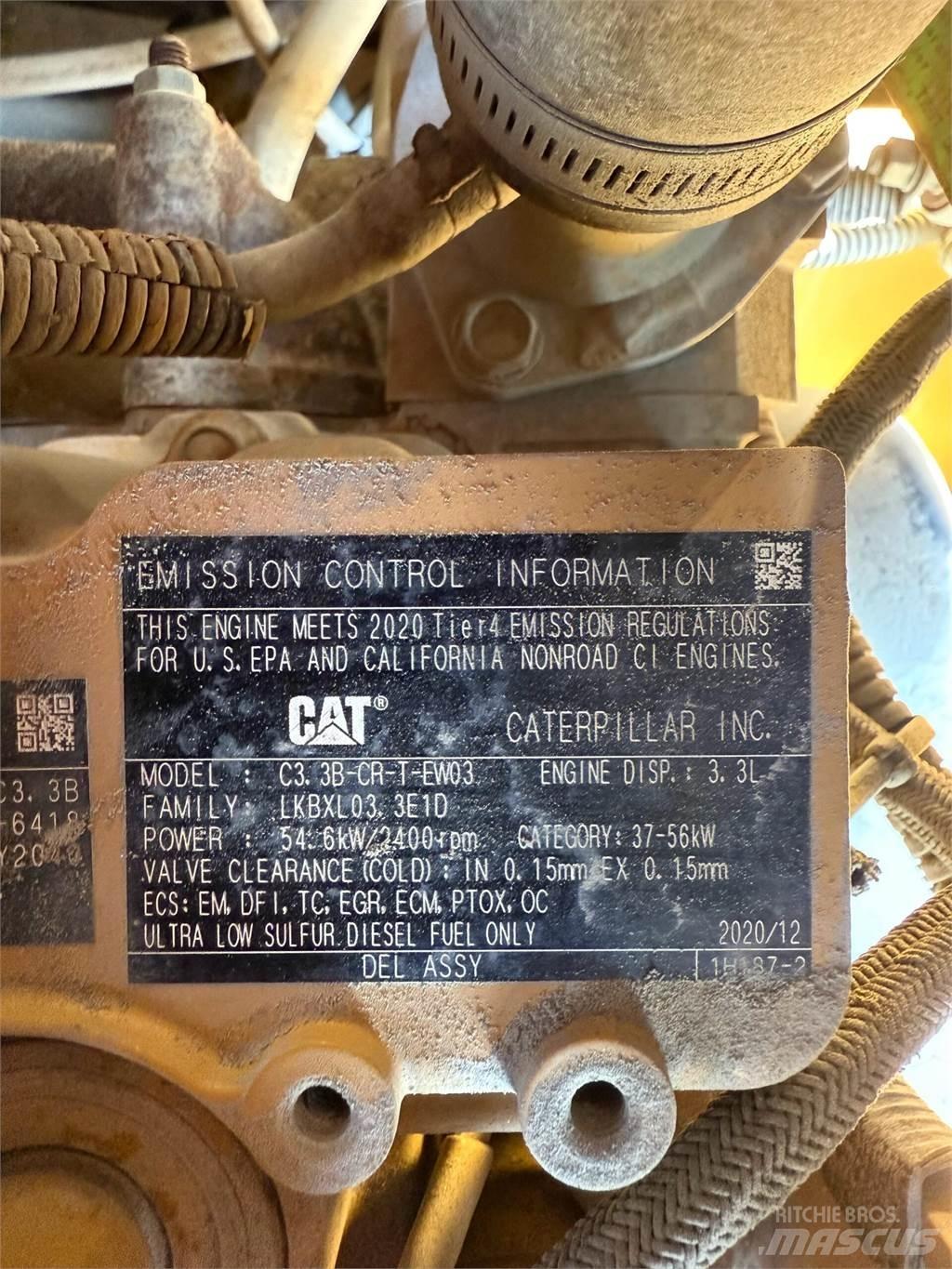 CAT 906M Pyöräkuormaajat