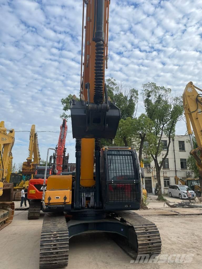 Hyundai 220LC-9S Midikaivukoneet 7t - 12t