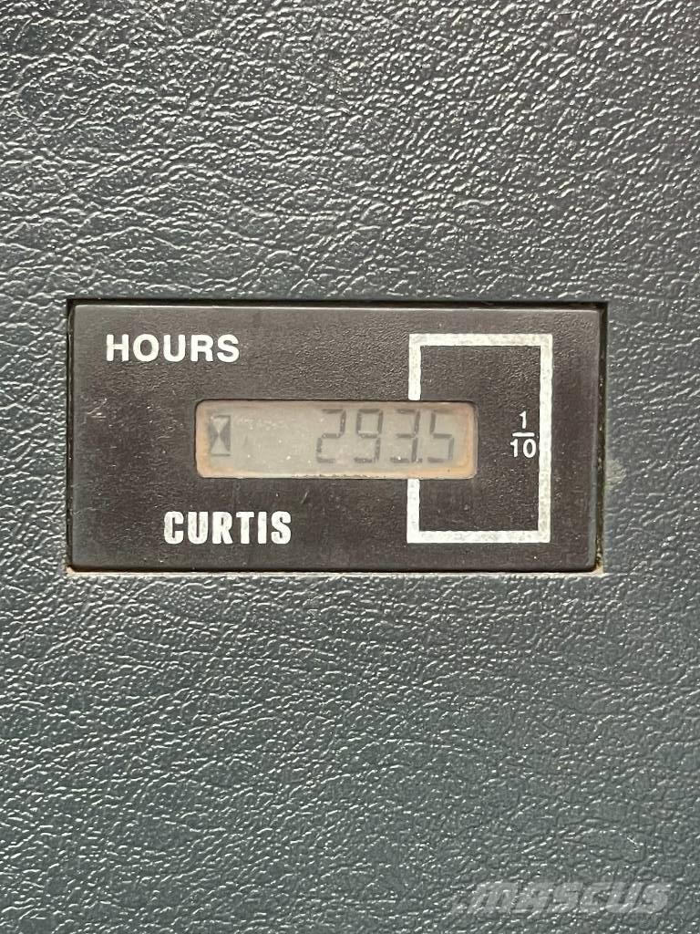 Hyundai 220LC-9S Midikaivukoneet 7t - 12t