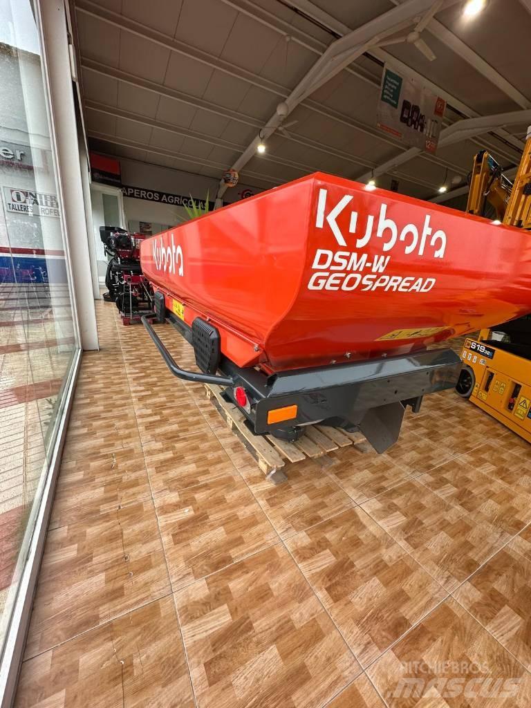 Kubota DSM-W 1300 Lannoitteenlevittimet