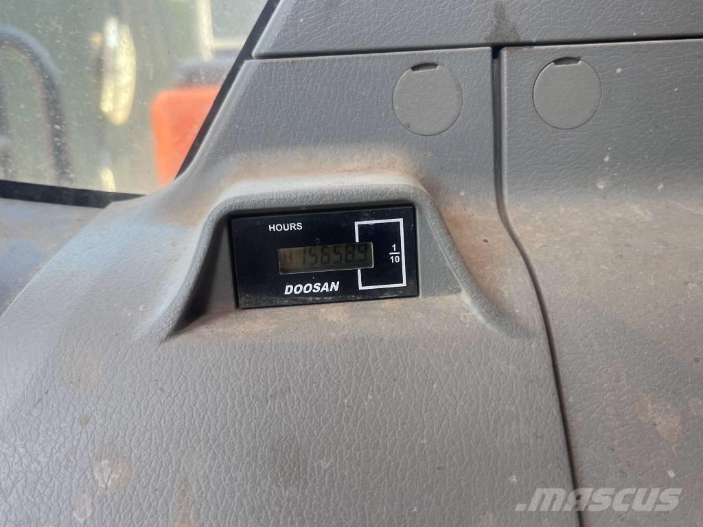 Doosan DX 170 W-5 Pyöräkaivukoneet