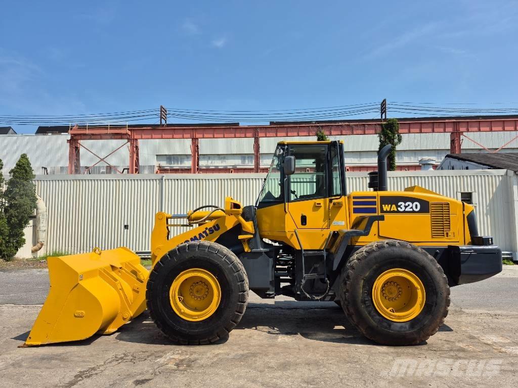 Komatsu WA 320-5 Pyöräkuormaajat
