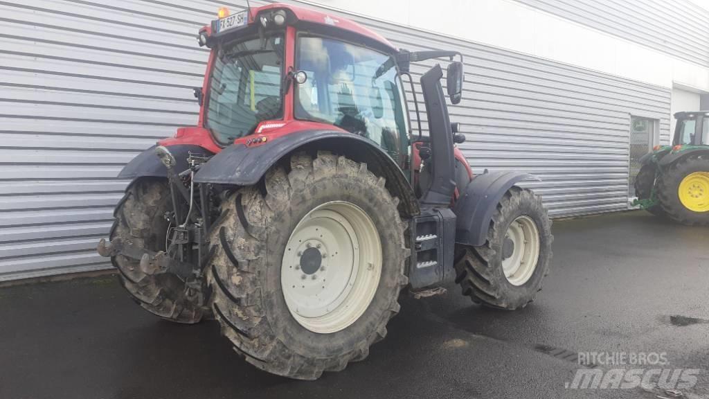 Valtra N 154 Traktorit