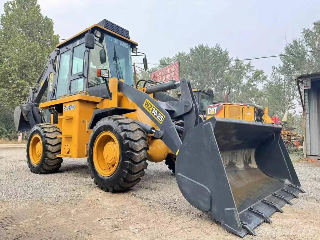 XCMG WZ 30-25 Kaivurikuormaajat