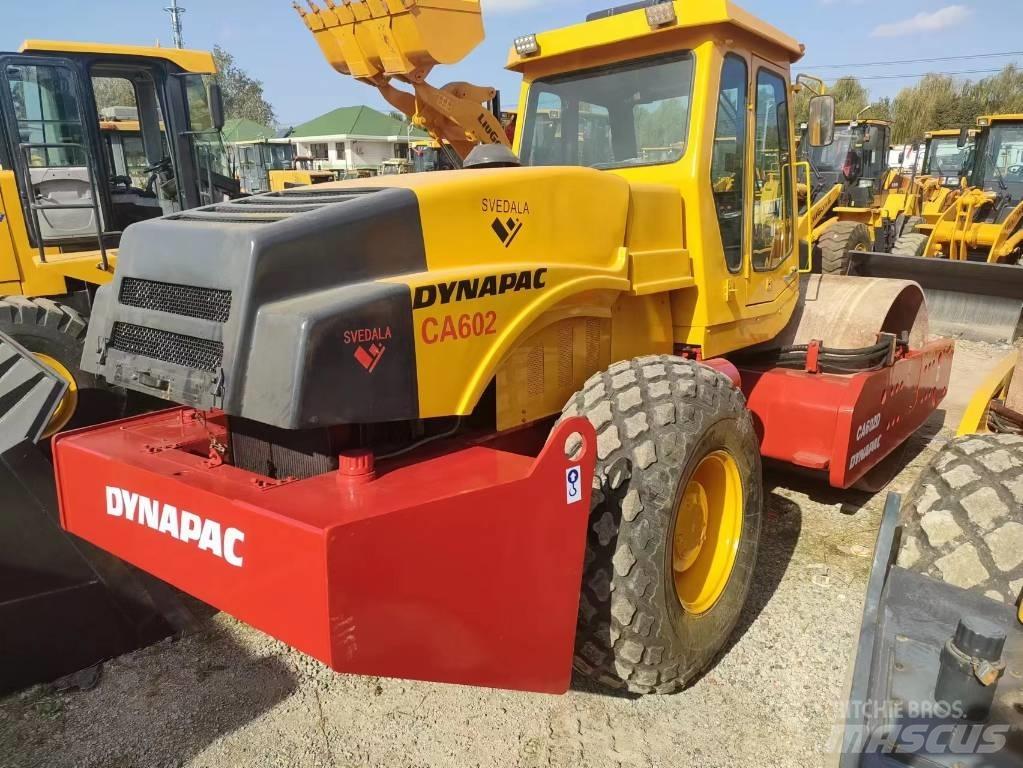Dynapack CA602D Yksivalssijyrät