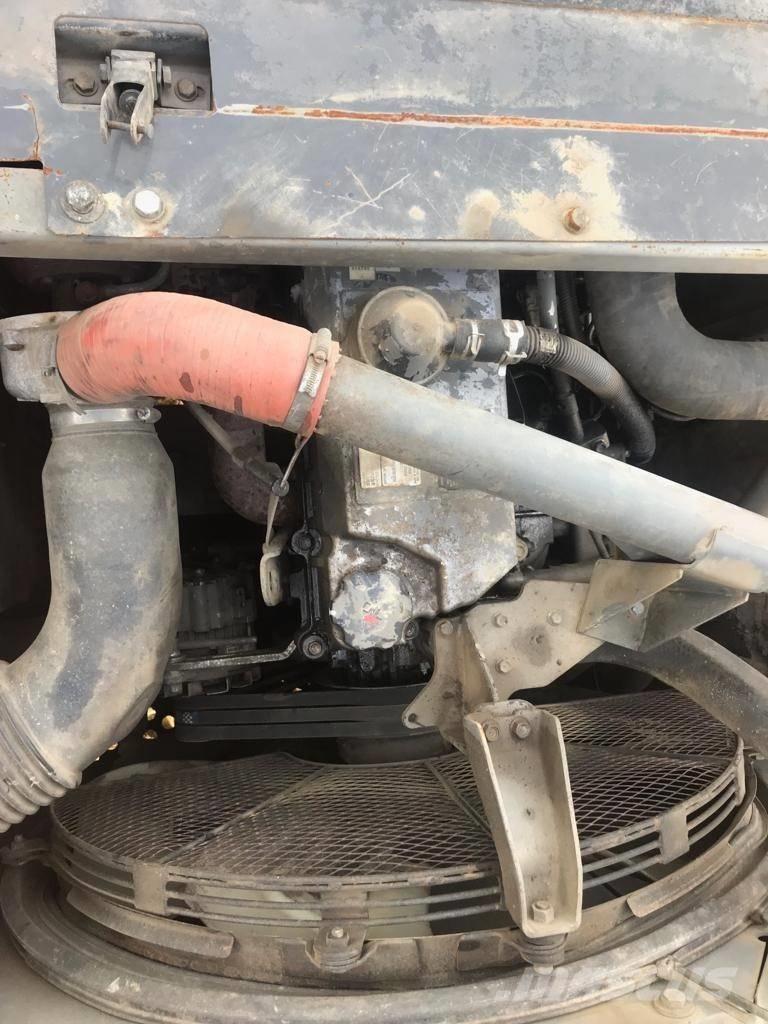  zaxis 350 Telakaivukoneet