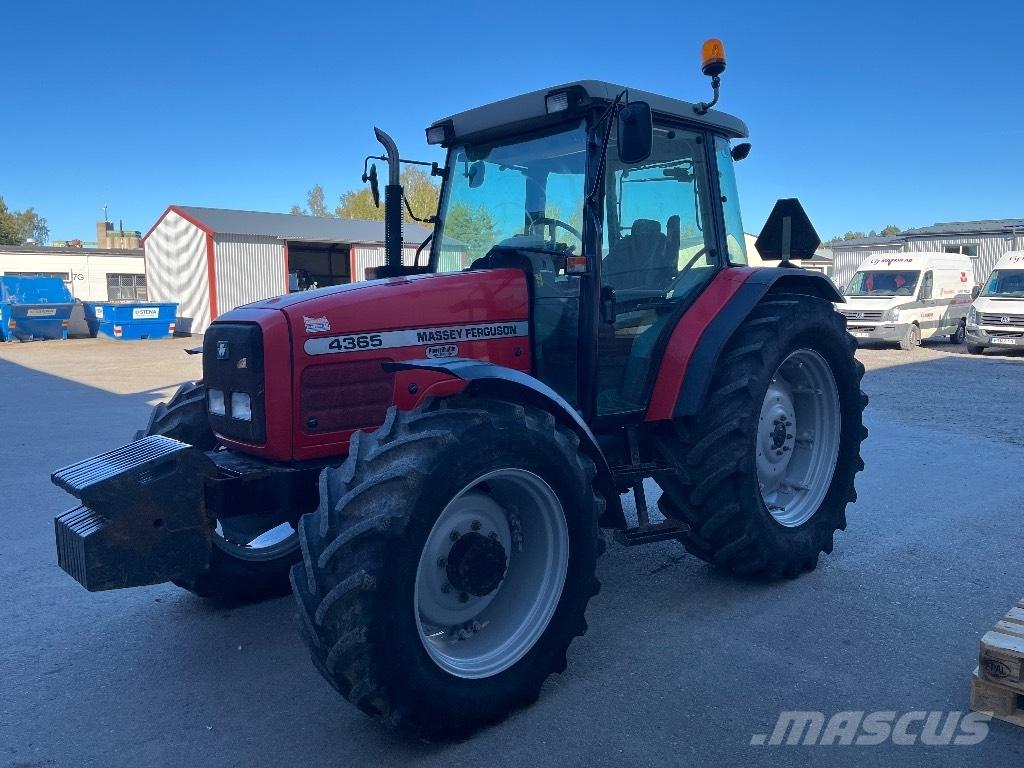Massey Ferguson 4365 Traktorit