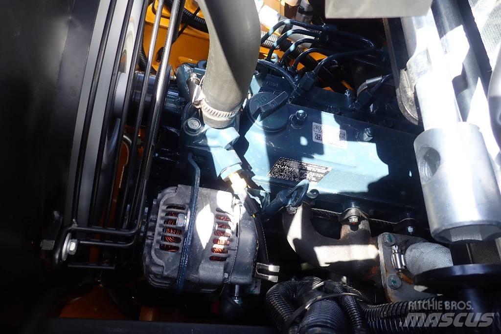 JCB 403 Yleiskuormaajat