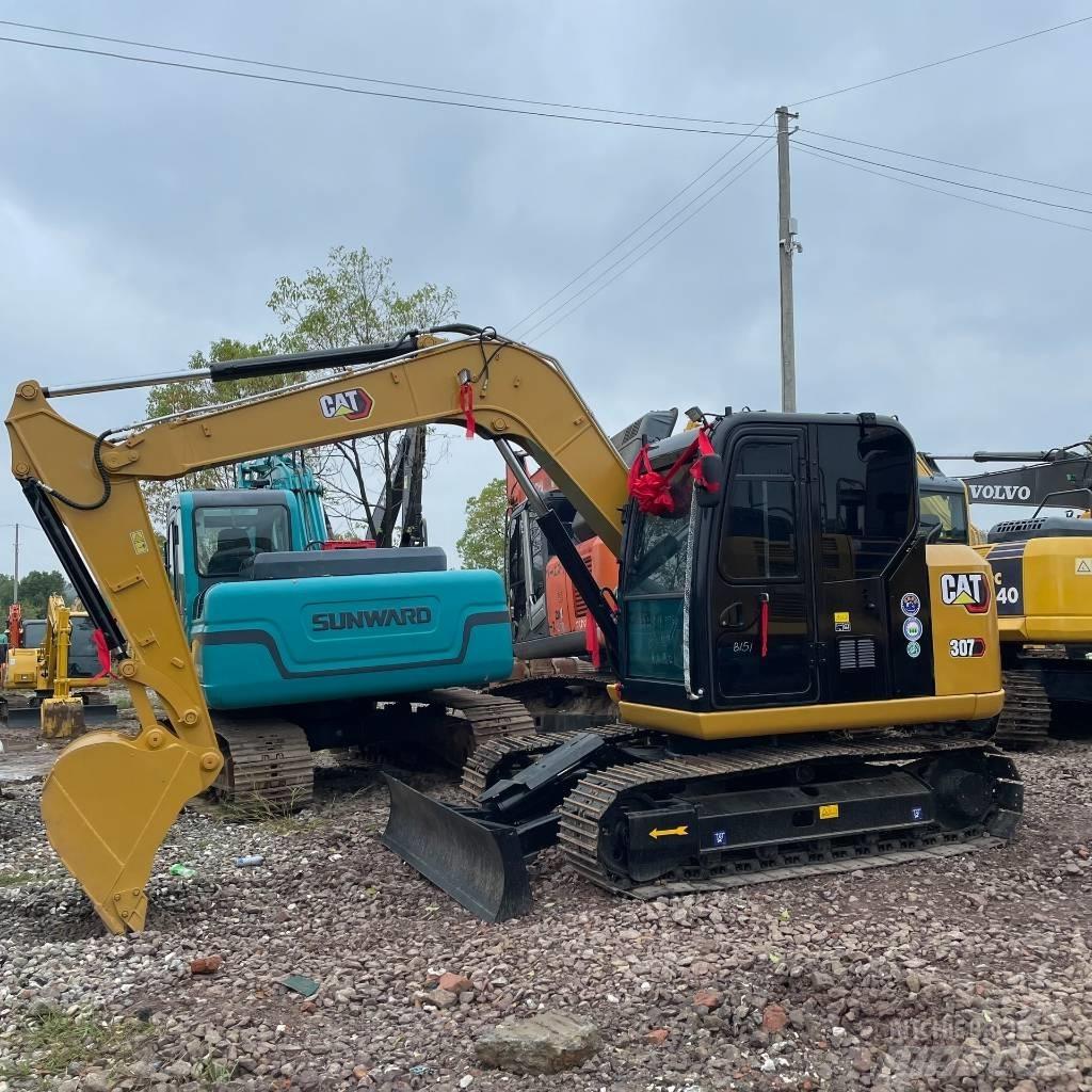 CAT 307E Minikaivukoneet < 7t
