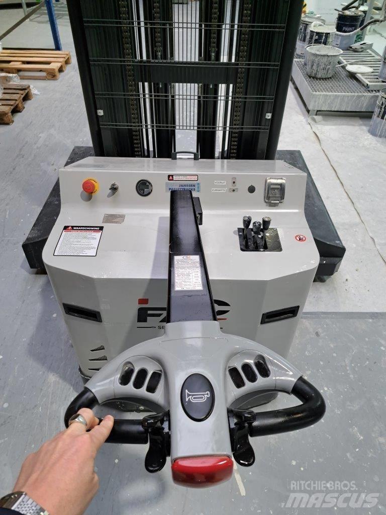 Combilift CSI Käyden ajettavat pinoamistrukit