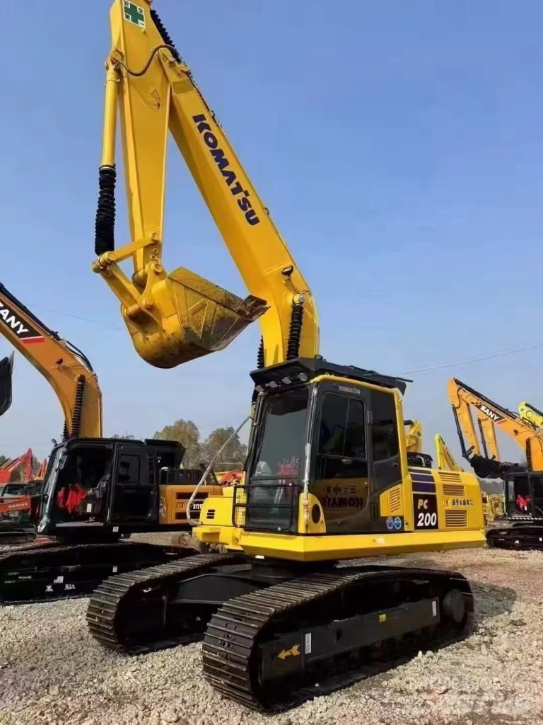 Komatsu PC 200 Telakaivukoneet