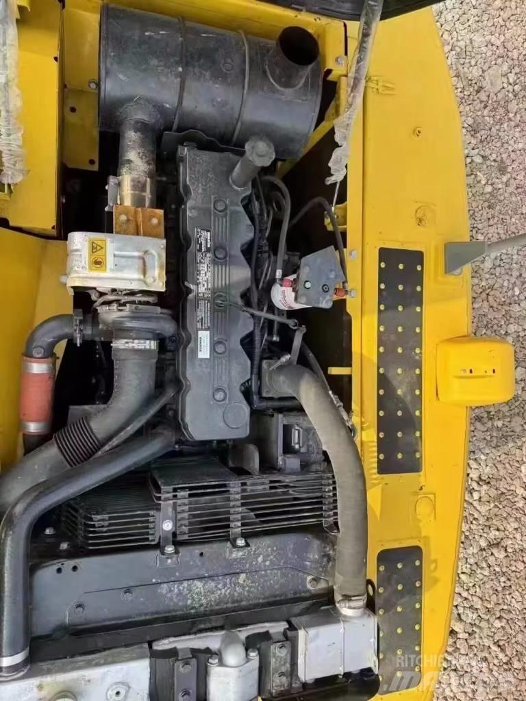 Komatsu PC 200 Telakaivukoneet