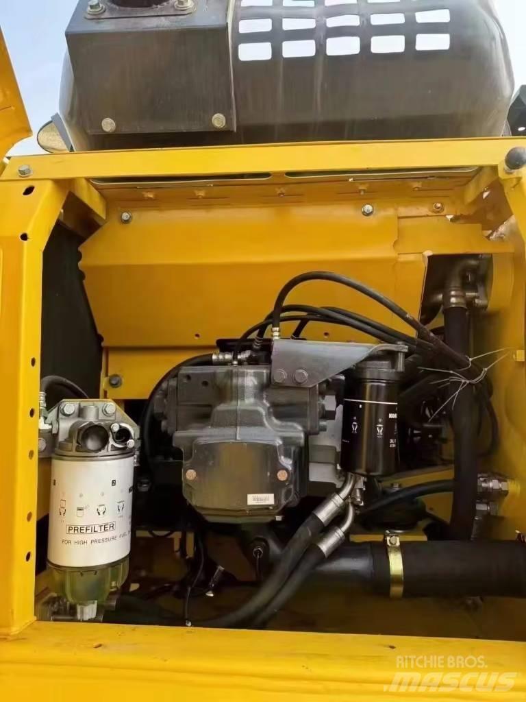 Komatsu PC 200 Telakaivukoneet